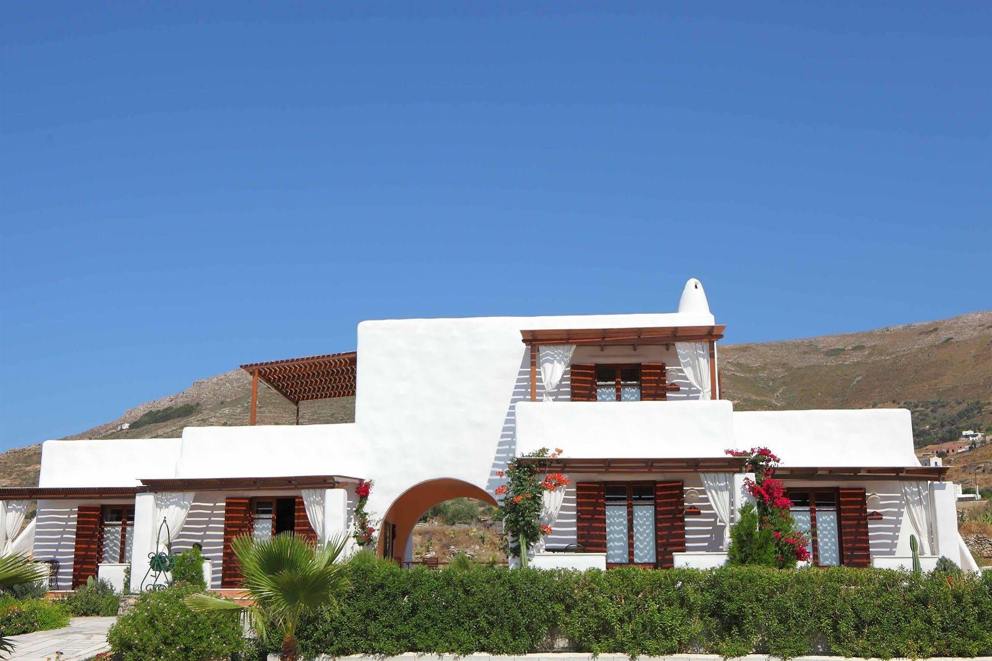 9 Muses - Paros Aparthotel ภายนอก รูปภาพ