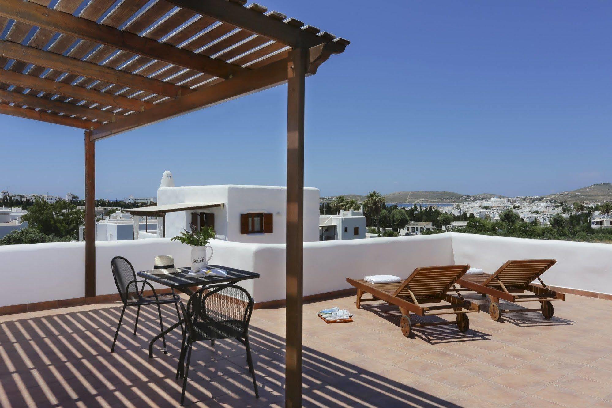 9 Muses - Paros Aparthotel ภายนอก รูปภาพ